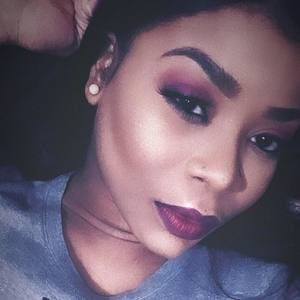 Meet your Posher, Melanie